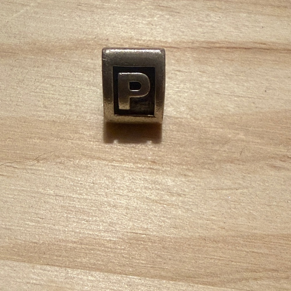 Bold Silver 'P' Initial Ring